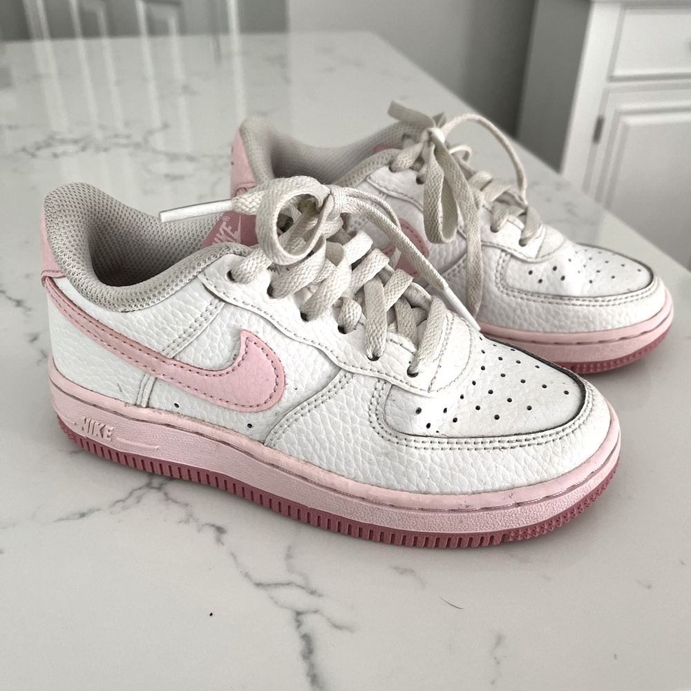 Nike Air Force 1 - size 11